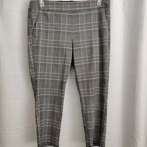 Simply Vera Wang Capri Plaid Pants